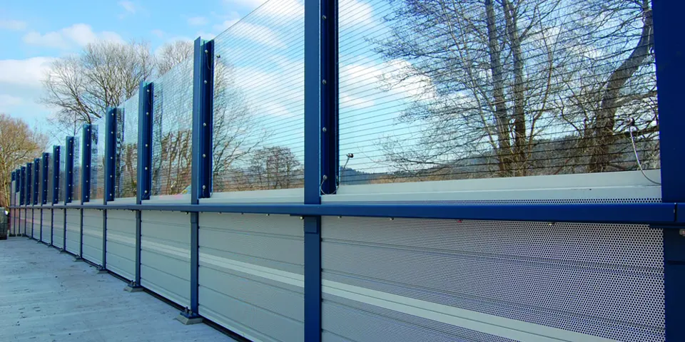 Transparente Lärmschutzwände